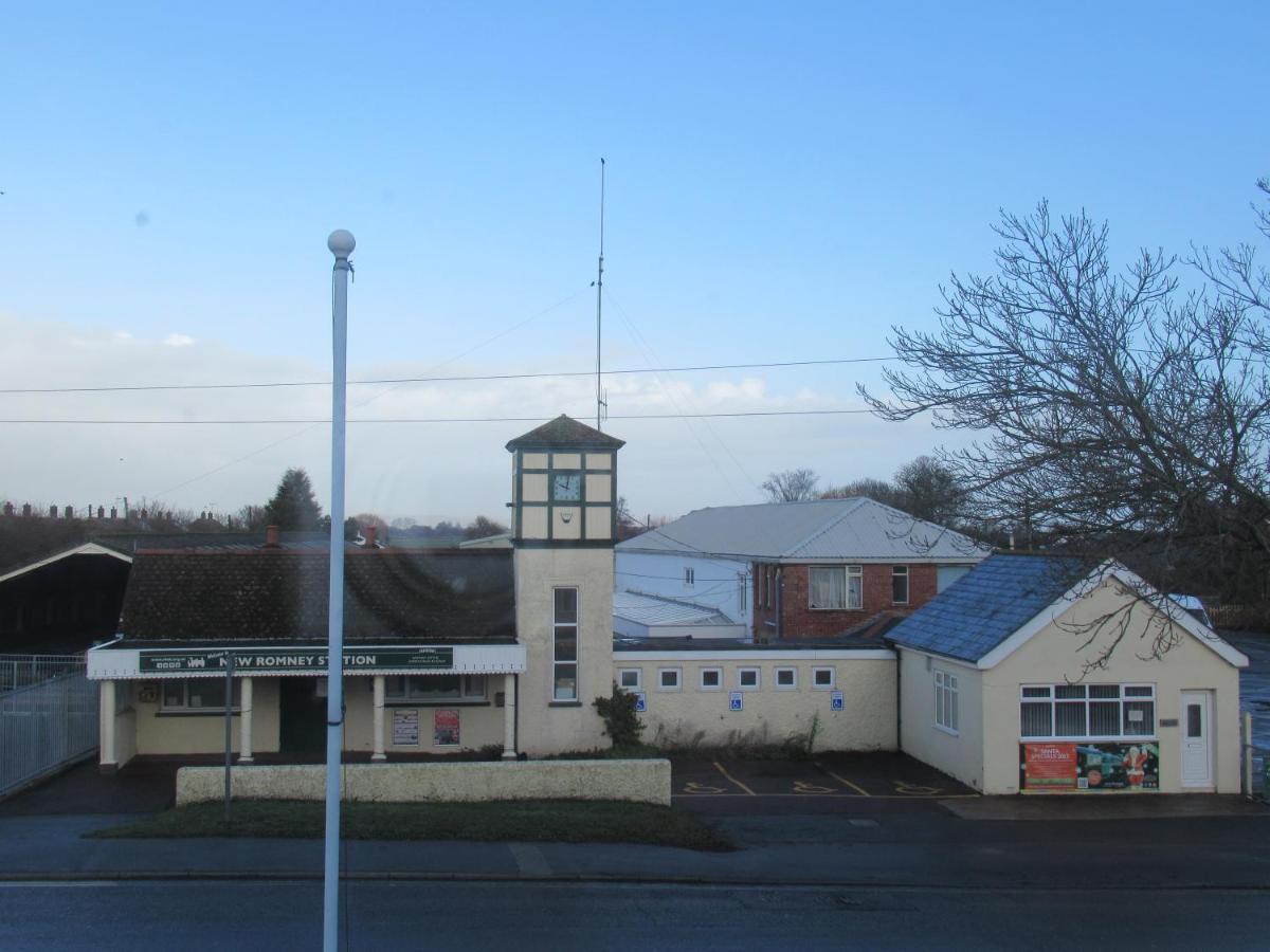 Captain Howey Hotel New Romney Esterno foto